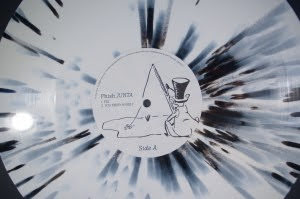 Junta (Black  White Splatter Edition) (08)